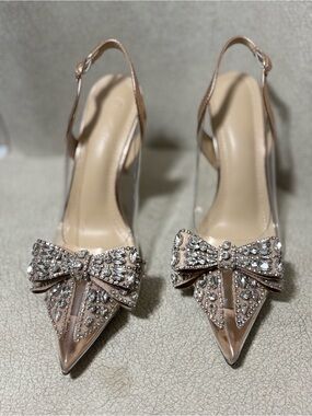 Crystal Bow Pointed Slingback Heels in Blush